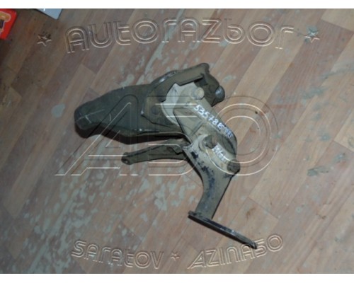 Кронштейн двигателя Ford Escort 1995-2001 (7057300)- купить на ➦ А50-Авторазбор по цене 3000.00р.. Отправка в регионы.