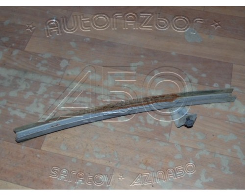 Направляющая стекла двери Jeep Grand Cherokee (WJ) 1998-2005 ()- купить на ➦ А50-Авторазбор по цене 600.00р.. Отправка в регионы.