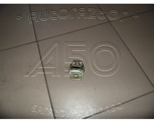 Ответная часть замка двери Jeep Grand Cherokee (WJ) 1998-2005 (4780259)- купить на ➦ А50-Авторазбор по цене 500.00р.. Отправка в регионы.