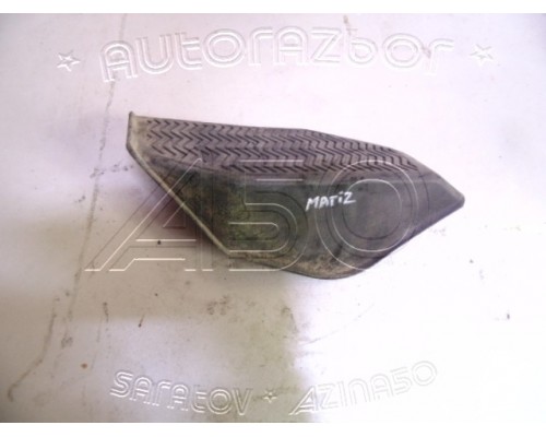 Накладка (кузов внутри) под ногу водителя Daewoo Matiz (M100/M150) 1998-2015 (96602473)- купить на ➦ А50-Авторазбор по цене 500.00р.. Отправка в регионы.