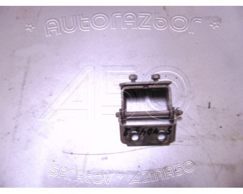 Петля двери багажника Ford Escort 1995-2001 (1016325)- купить на ➦ А50-Авторазбор по цене 500.00р.. Отправка в регионы.