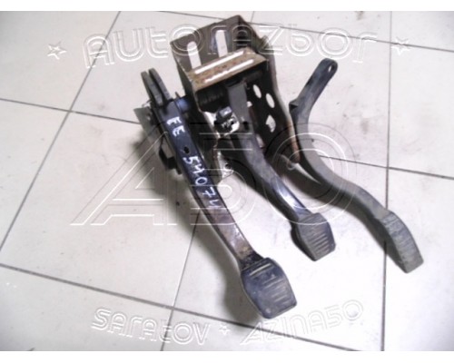 Блок педалей Ford Escort 1995-2001 ()- купить на ➦ А50-Авторазбор по цене 3000.00р.. Отправка в регионы.