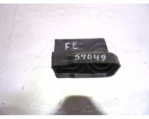 Накладка (кузов внутри) Ford Escort 1995-2001 (На сидение)- купить на ➦ А50-Авторазбор по цене 500.00р.. Отправка в регионы.