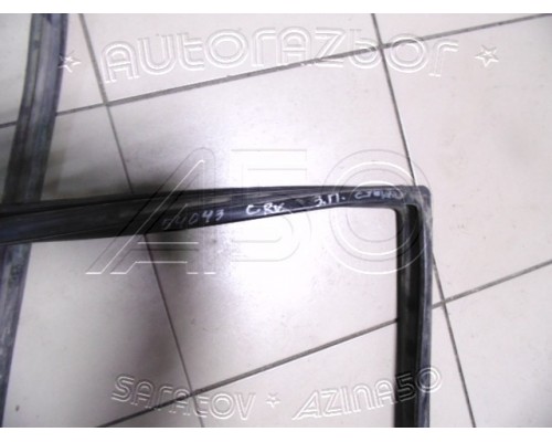Направляющая стекла двери Honda CR-V I 1996-2002 (72735S10003)- купить на ➦ А50-Авторазбор по цене 700.00р.. Отправка в регионы.