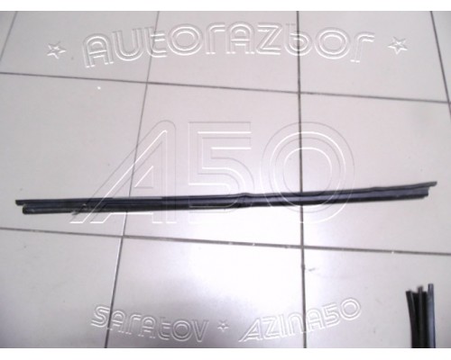 Молдинг стекла (бархотка) двери Ford Escort 1995-2001 ()- купить на ➦ А50-Авторазбор по цене 500.00р.. Отправка в регионы.