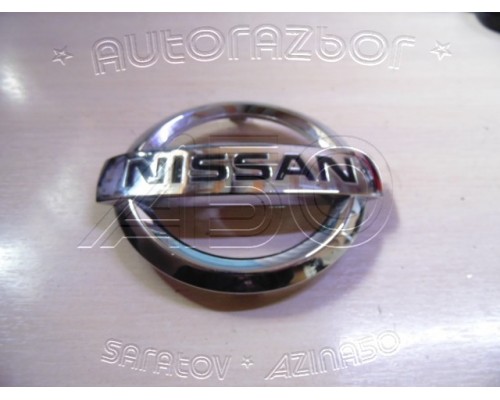 Эмблема Nissan Tiida (C11) 2007-2014 (62890EM30A)- купить на ➦ А50-Авторазбор по цене 1500.00р.. Отправка в регионы.