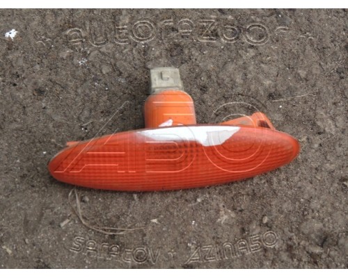 Повторитель на крыло Ford Escort 1995-2001 (95GG13K354AA)- купить на ➦ А50-Авторазбор по цене 800.00р.. Отправка в регионы.