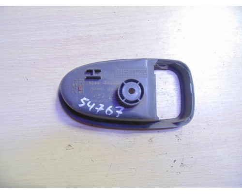 Накладка ручки внутренней Hyundai Elantra III XD 2000-2010 (836212D000)- купить на ➦ А50-Авторазбор по цене 300.00р.. Отправка в регионы.