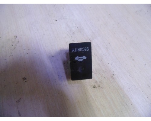 Кнопка центрального замка Toyota Corolla E120 2001-2006 (489082)- купить на ➦ А50-Авторазбор по цене 500.00р.. Отправка в регионы.