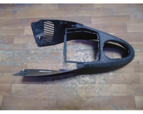 Консоль Renault Clio II/Symbol 1998-2008 (8200359533)- купить на ➦ А50-Авторазбор по цене 1000.00р.. Отправка в регионы.