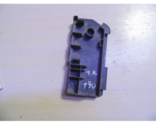 Накладка (кузов внутри) Nissan X-Trail (T30) 2001-2007 (884578H300)- купить на ➦ А50-Авторазбор по цене 400.00р.. Отправка в регионы.