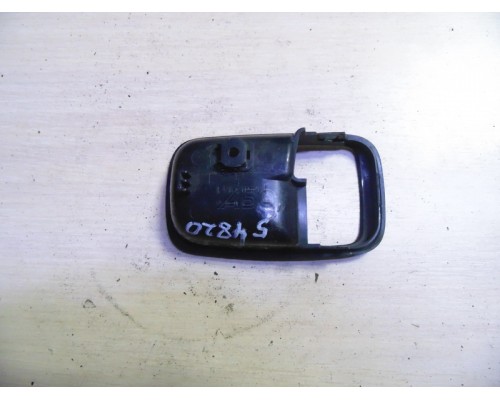 Накладка ручки внутренней Mitsubishi Lancer (CS/Classic) 2003-2006 (MR503941)- купить на ➦ А50-Авторазбор по цене 500.00р.. Отправка в регионы.