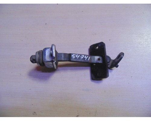 Ограничитель двери Chevrolet Lanos 2004-2010 (96259090)- купить на ➦ А50-Авторазбор по цене 500.00р.. Отправка в регионы.