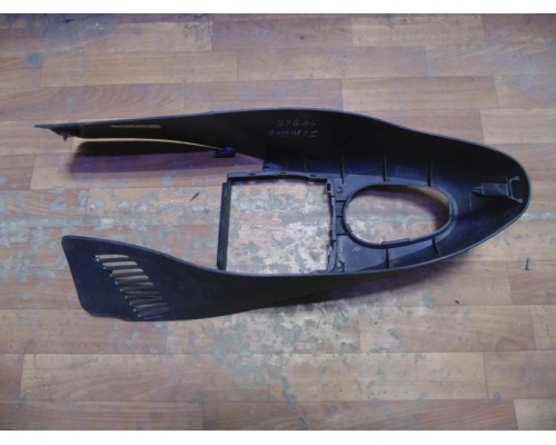 Консоль Renault Clio II/Symbol 1998-2008 (8200359533)- купить на ➦ А50-Авторазбор по цене 1000.00р.. Отправка в регионы.