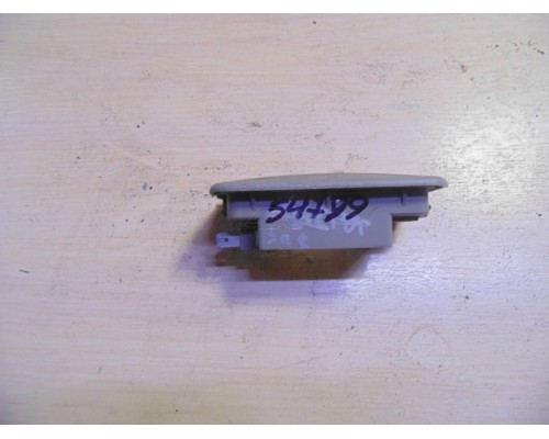 Плафон багажника Daewoo Nubira 1997-1999 (96412484)- купить на ➦ А50-Авторазбор по цене 500.00р.. Отправка в регионы.