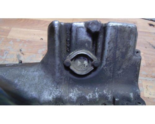 Поддон масляный двигателя Mercedes-Benz E-Class W124 1984-1993 (A1020142302)- купить на ➦ А50-Авторазбор по цене 4000.00р.. Отправка в регионы.