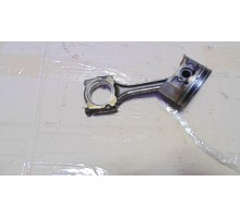 Поршень с шатуном Nissan Almera N16 2000-2006
