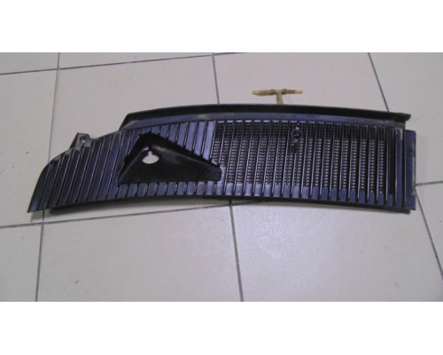 Решетка стеклоочистителя (планка под лобовое стекло) Opel Kadett E 1984-1994 (90186841)- купить на ➦ А50-Авторазбор по цене 600.00р.. Отправка в регионы.