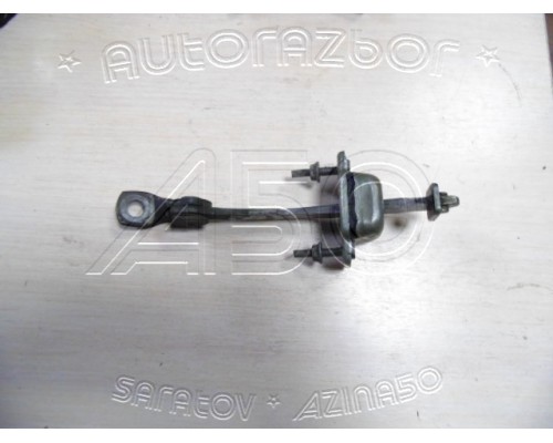 Ограничитель двери Ford Escort 1995-2001 (1043100)- купить на ➦ А50-Авторазбор по цене 600.00р.. Отправка в регионы.