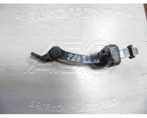 Ограничитель двери Ford Escort 1995-2001 (1043100)- купить на ➦ А50-Авторазбор по цене 600.00р.. Отправка в регионы.