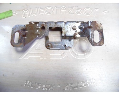 Кронштейн Jeep Grand Cherokee (WJ) 1998-2005 ()- купить на ➦ А50-Авторазбор по цене 600.00р.. Отправка в регионы.