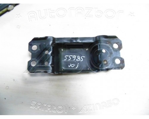 Кронштейн Jeep Grand Cherokee (WJ) 1998-2005 ()- купить на ➦ А50-Авторазбор по цене 800.00р.. Отправка в регионы.