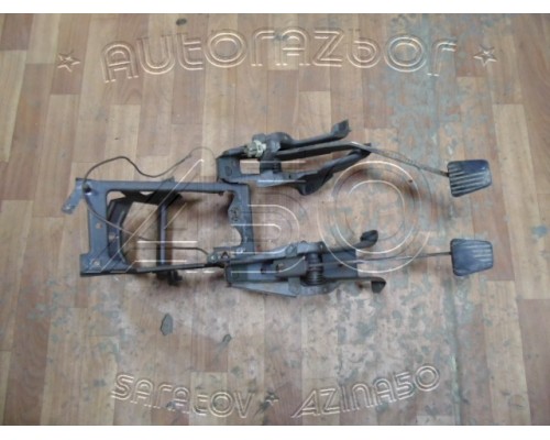 Блок педалей Opel Kadett E 1984-1994 ()- купить на ➦ А50-Авторазбор по цене 1000.00р.. Отправка в регионы.