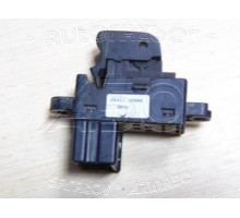 Кнопка стеклоподъемника Nissan Teana (J32) 2008-2013