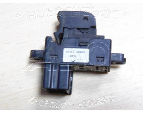 Кнопка стеклоподъемника Nissan Teana (J32) 2008-2013 (25411JD000)- купить на ➦ А50-Авторазбор по цене 600.00р.. Отправка в регионы.