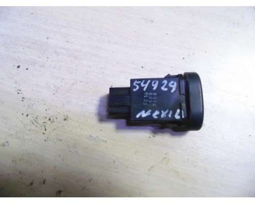 Кнопка включения противотуманных фар Daewoo Nexia 1995-2016 (96168697)- купить на ➦ А50-Авторазбор по цене 500.00р.. Отправка в регионы.