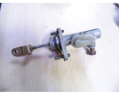 Цилиндр сцепления главный Mitsubishi Lancer (CS/Classic) 2003-2006 (MR491945)- купить на ➦ А50-Авторазбор по цене 2000.00р.. Отправка в регионы.