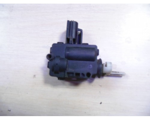 Активатор замка крышки бензобака Ford Focus II 2005-2011 (1523020)- купить на ➦ А50-Авторазбор по цене 1000.00р.. Отправка в регионы.