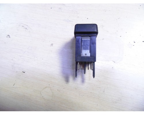 Кнопка включения противотуманных фар Volkswagen Passat B3 1988-1993 (535941535)- купить на ➦ А50-Авторазбор по цене 500.00р.. Отправка в регионы.