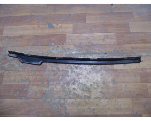 Водосток Toyota Corolla E120 2001-2006 (5575112071)- купить на ➦ А50-Авторазбор по цене 500.00р.. Отправка в регионы.