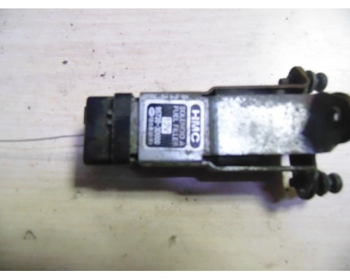 Замок лючка бензобака Hyundai Sonata IV EF 1998-2001 (957203D000)- купить на ➦ А50-Авторазбор по цене 500.00р.. Отправка в регионы.