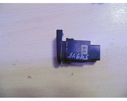 Кнопка включения противотуманных фар Zaz Chance 2005-2014 ()- купить на ➦ А50-Авторазбор по цене 500.00р.. Отправка в регионы.