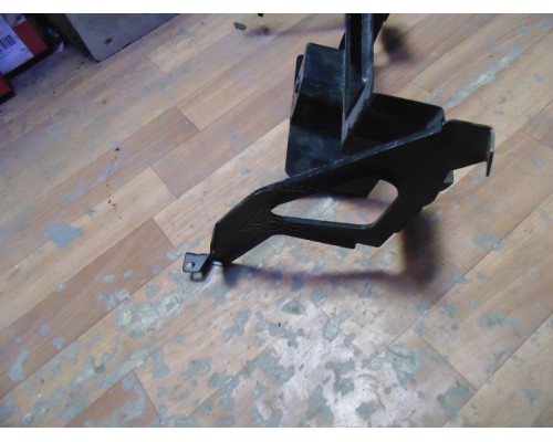 Кронштейн магнитолы Chery Amulet (A15) 2006-2012 ()- купить на ➦ А50-Авторазбор по цене 1000.00р.. Отправка в регионы.