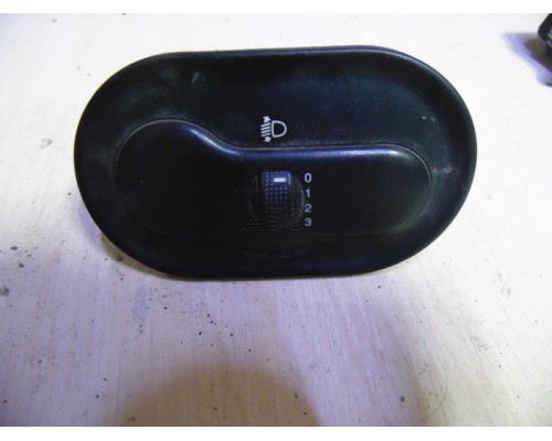 Кнопка корректора фар Chevrolet Lanos 2004-2010 (3025257M)- купить на ➦ А50-Авторазбор по цене 500.00р.. Отправка в регионы.