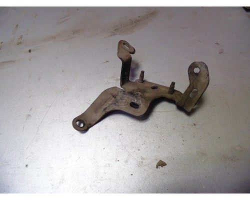 Кронштейн Citroen Berlingo B9 2008-2016 ()- купить на ➦ А50-Авторазбор по цене 500.00р.. Отправка в регионы.