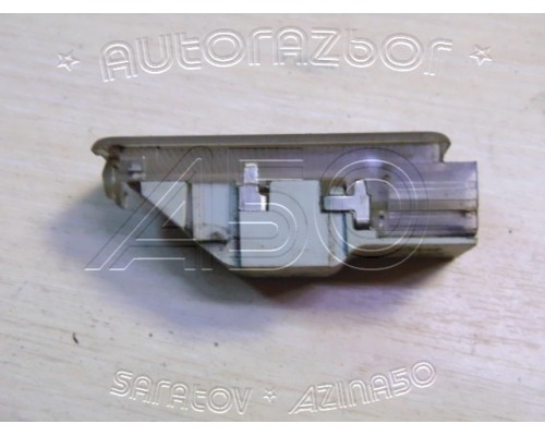 Плафон подсветки бордачка Peugeot 206 1998-2012 ()- купить на ➦ А50-Авторазбор по цене 500.00р.. Отправка в регионы.