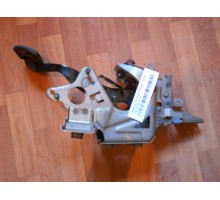 Педаль тормоза Nissan Teana (J32) 2008-2013