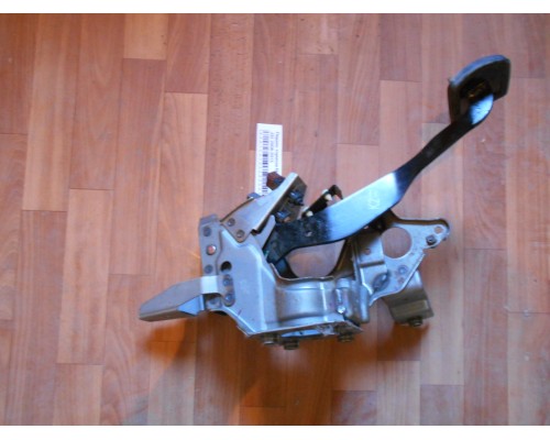 Педаль тормоза Nissan Teana (J32) 2008-2013 (46501JN00B)- купить на ➦ А50-Авторазбор по цене 1500.00р.. Отправка в регионы.