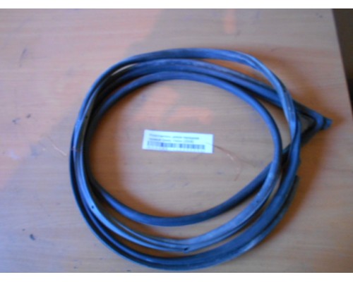 Уплотнитель двери Geely FC (Vision) (1068000160)- купить на ➦ А50-Авторазбор по цене 150.00р.. Отправка в регионы.