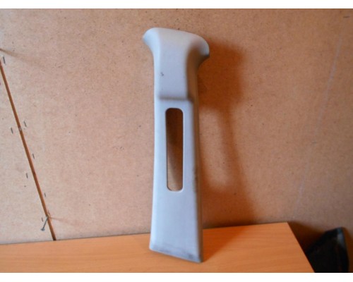 Обшивка стойки Mitsubishi Carisma (DA) 1995-1999 (MB947017)- купить на ➦ А50-Авторазбор по цене 600.00р.. Отправка в регионы.