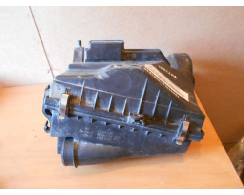 Корпус воздушного фильтра Mitsubishi Carisma (DA) 1995-1999 (MR160188)- купить на ➦ А50-Авторазбор по цене 1200.00р.. Отправка в регионы.