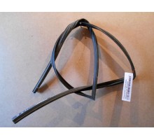 Уплотнитель двери Mitsubishi Carisma (DA) 1995-1999