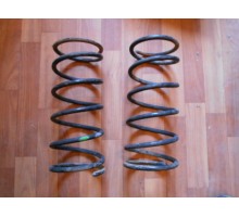 Пружина передняя левый/правый Mitsubishi Carisma (DA) 1995-1999