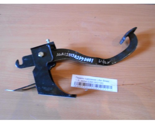 Педаль сцепления Lifan Breez (520) 2007-2014 (LBA1602100)- купить на ➦ А50-Авторазбор по цене 500.00р.. Отправка в регионы.