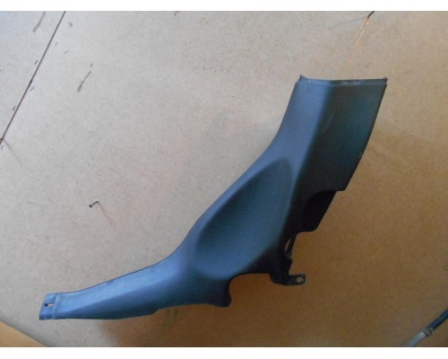 Обшивка стойки Ford Fiesta 2001-2008 ()- купить на ➦ А50-Авторазбор по цене 300.00р.. Отправка в регионы.