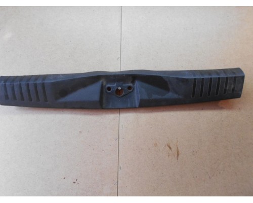 Обшивка багажника Ford Fiesta 2001-2008 (1722161)- купить на ➦ А50-Авторазбор по цене 350.00р.. Отправка в регионы.